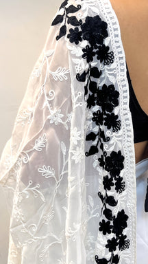 Alva Nostalgia Floral Saree